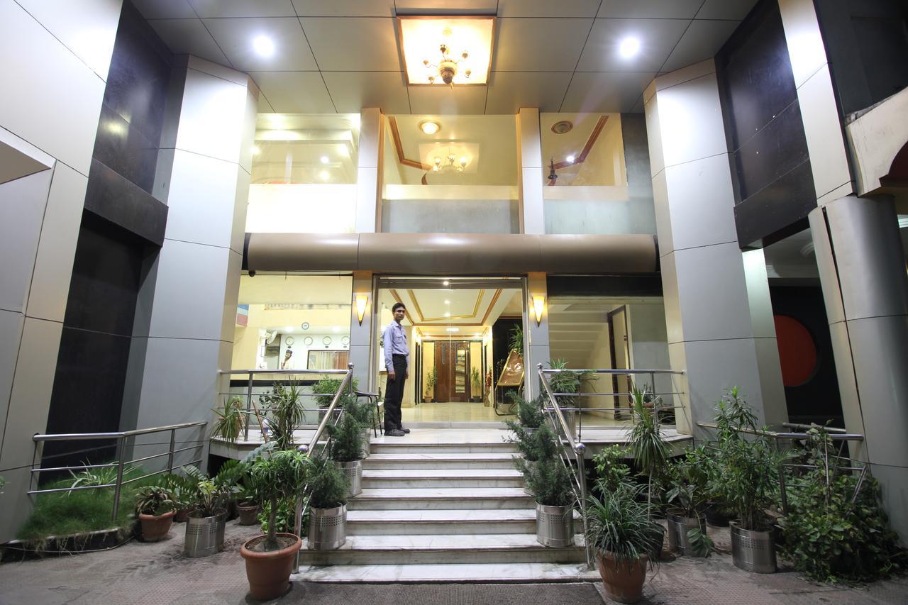 Hotel Grand Arjun Raipur  Exterior photo